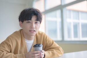 春の出会いで差をつける！女子ウケ抜群のメンズコーディネート