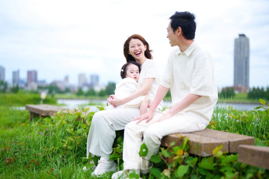 白パンツコーデは難しくない！季節別＆シーン別に学ぶ着こなし術