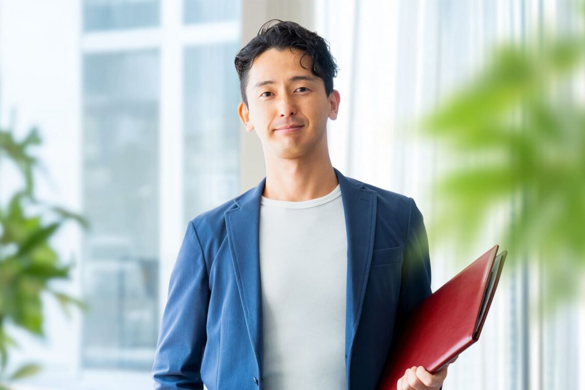 気温19度に最適！メンズのビジネスカジュアルコーデ完全ガイド